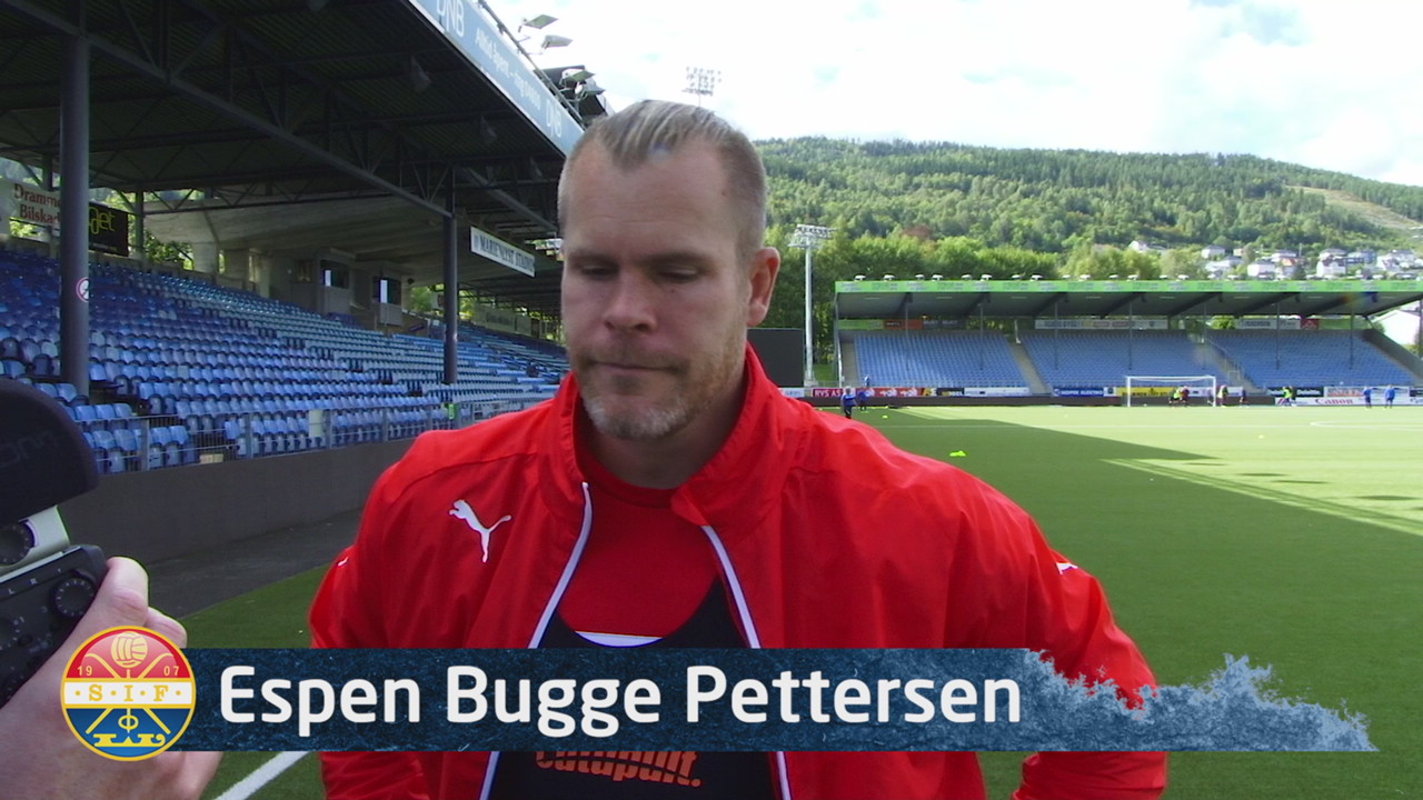 Bugge foran Stabæk-kampen